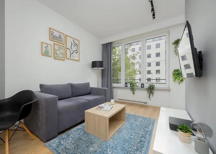Wola Pet-Friendly Apartments With Ac Slawinska By Noclegi Renters