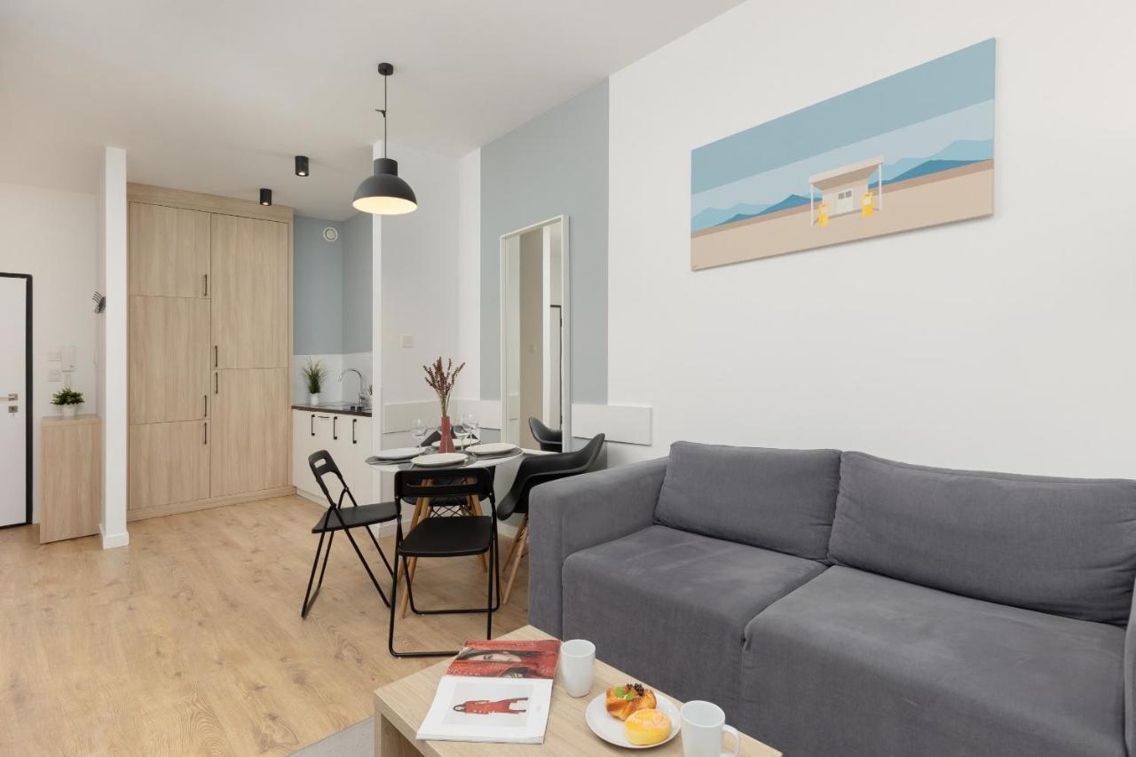 Wola Pet-friendly With Ac Slawinska By Renters Apartmán