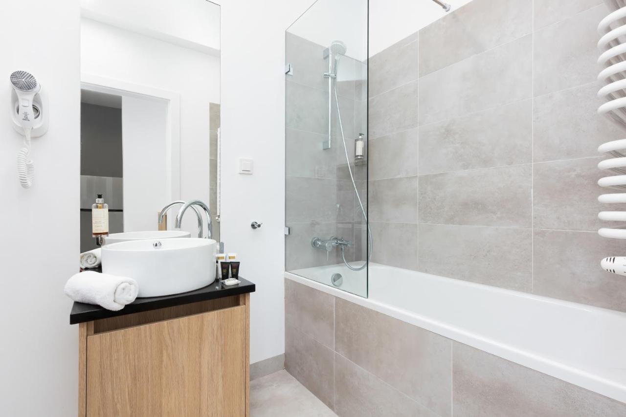Wola Pet-friendly With Ac Slawinska By Renters Apartmán *